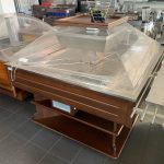 - Vitrine refrigerada self-service