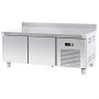 Bancada refrigerada baixa com 2 gavetas GN1/1-100 + 1 gaveta GN1/1-300 com 700mm de profundidade de 1342x700x600mm